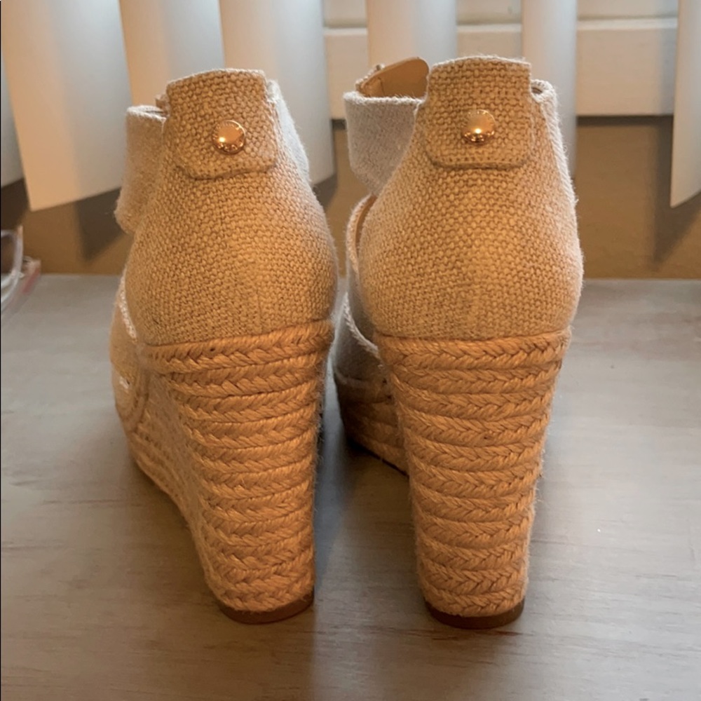 Michael Kors wedge shoes - Picture 3 of 4